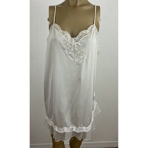 Vintage Shadowline Women's M Short Gown Lingerie Nightgown Nightie Nylon Beaded
